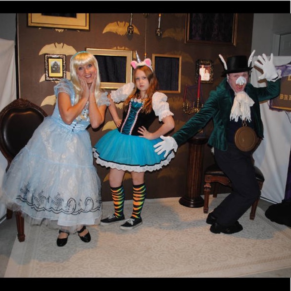 Halloween couple costume, Alice and White rabbit 🐇